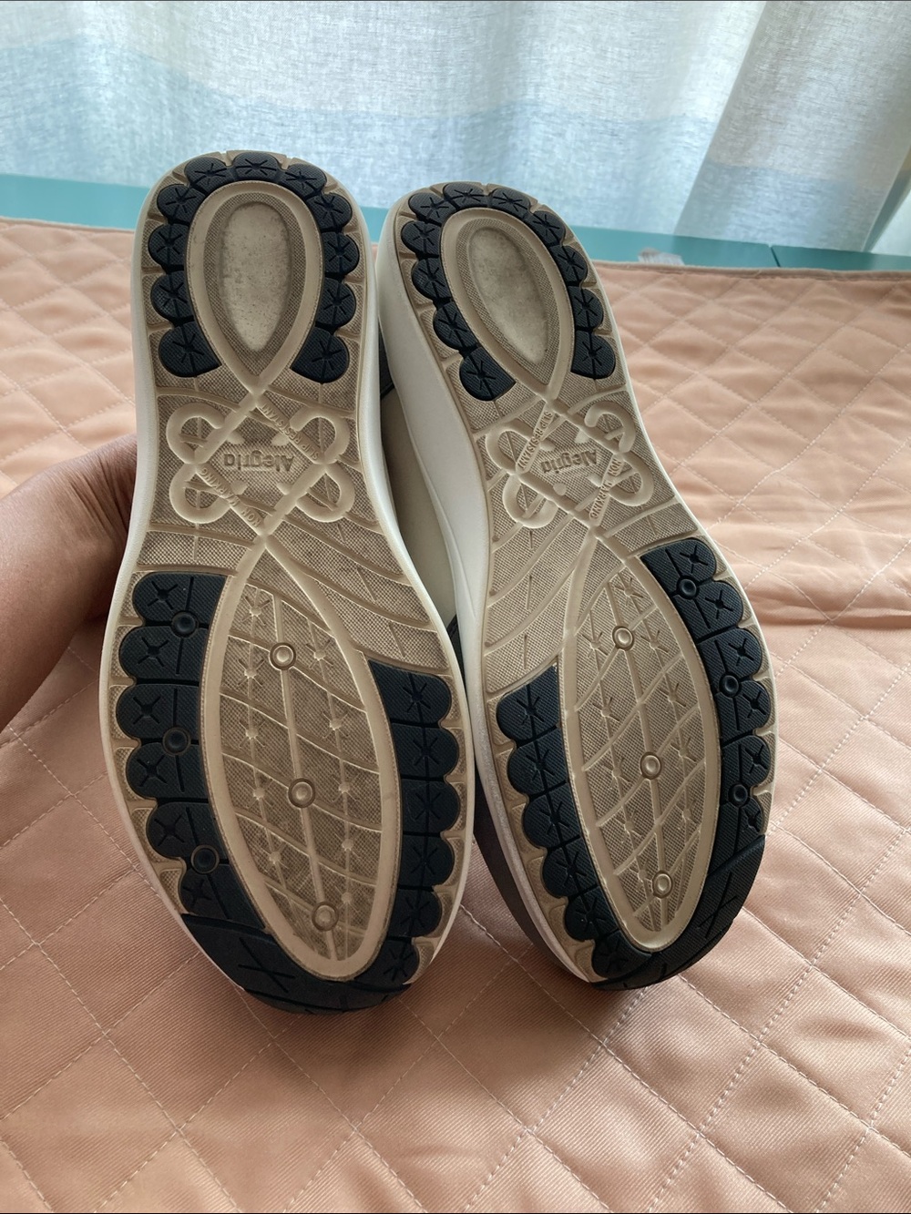 Alegria tennis shoes size 9 - Picture 5 of 7